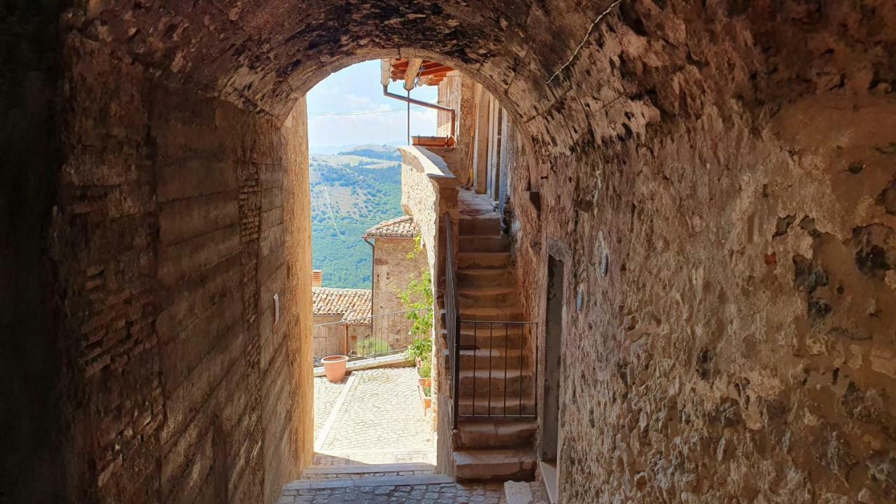 La Torretta Medicea Santo Stefano Di Sessanio Exterior foto